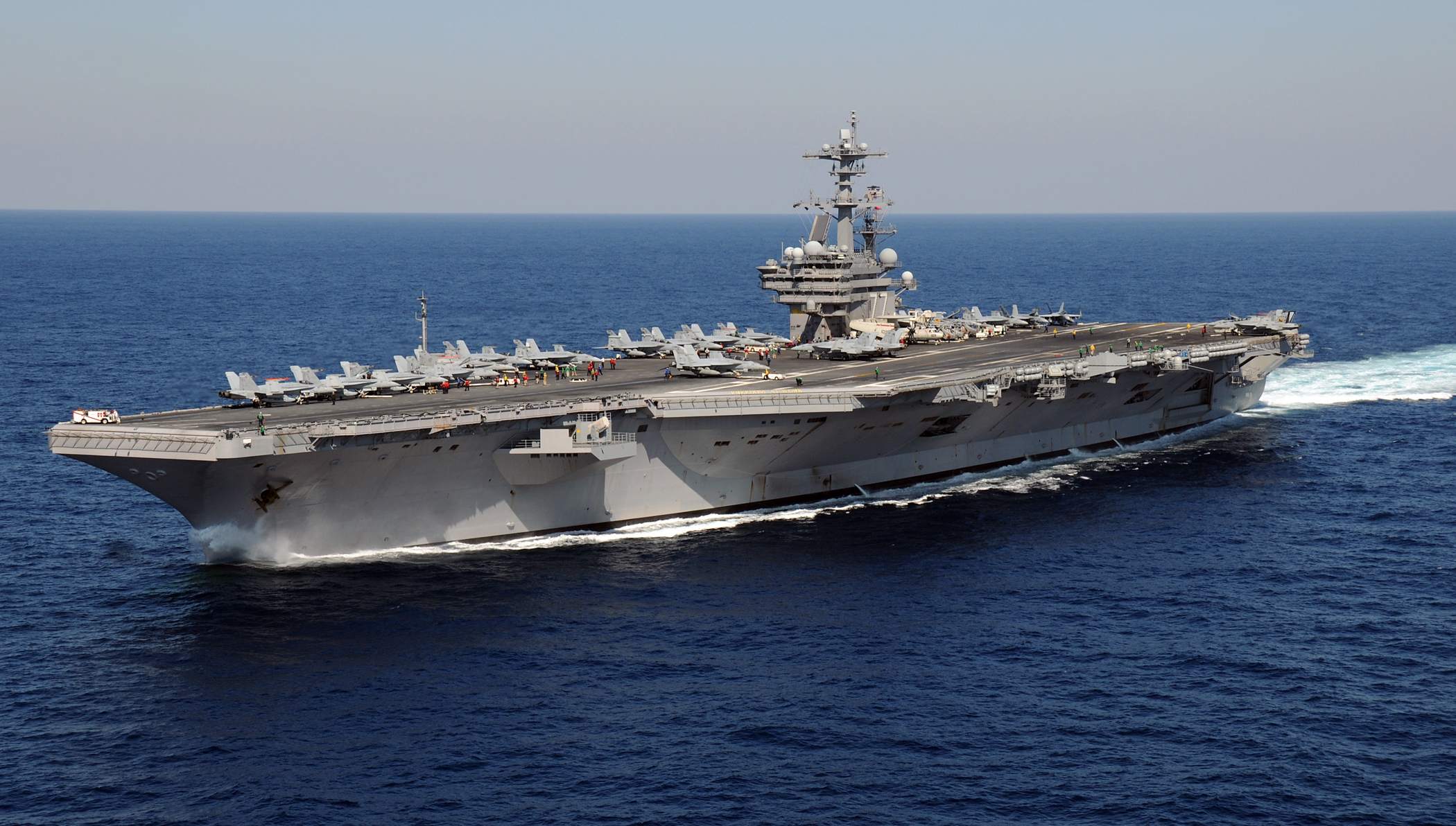 US-Flugzeugträger Beispielfoto - gibt es Krieg mit dem Iran?