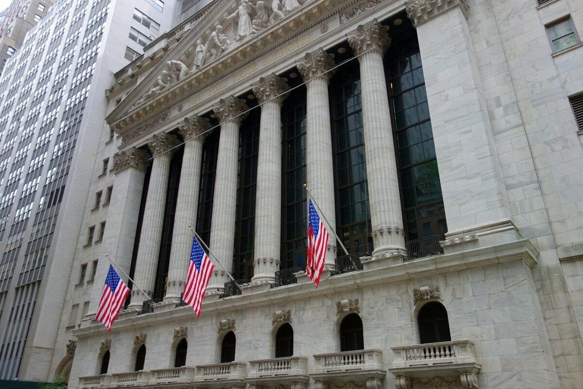 An der Wall Street sieht man Aktienrückkäufe als normales Instrument an