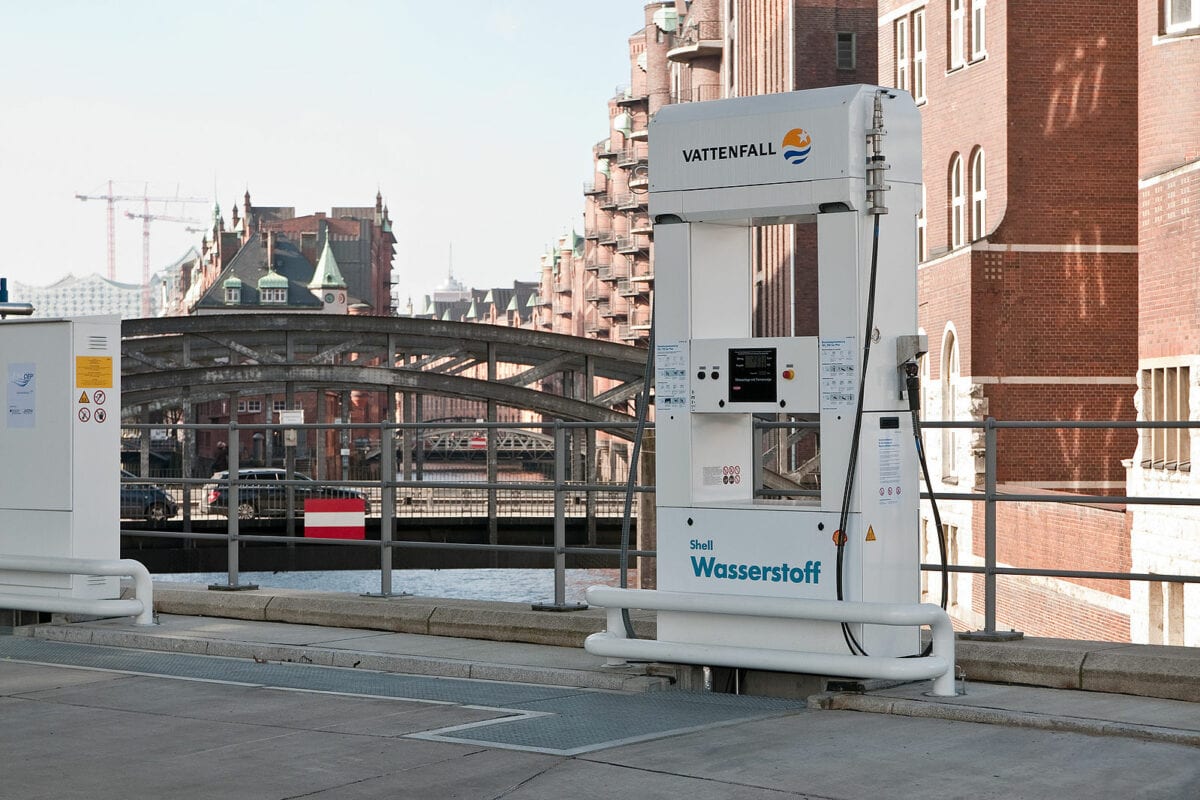 Eine Wasserstoff-Tankstelle im Hamburger Hafen