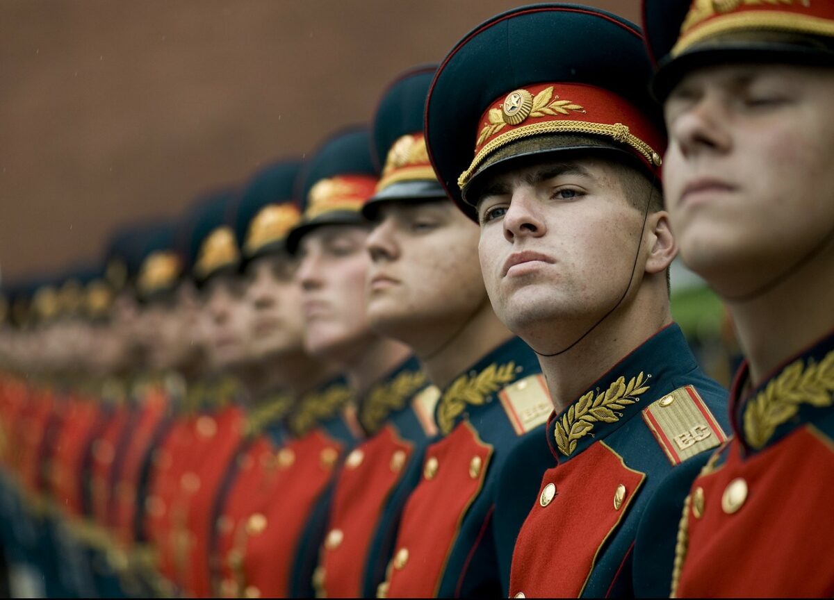 Russische Soldaten einer Ehrenwache