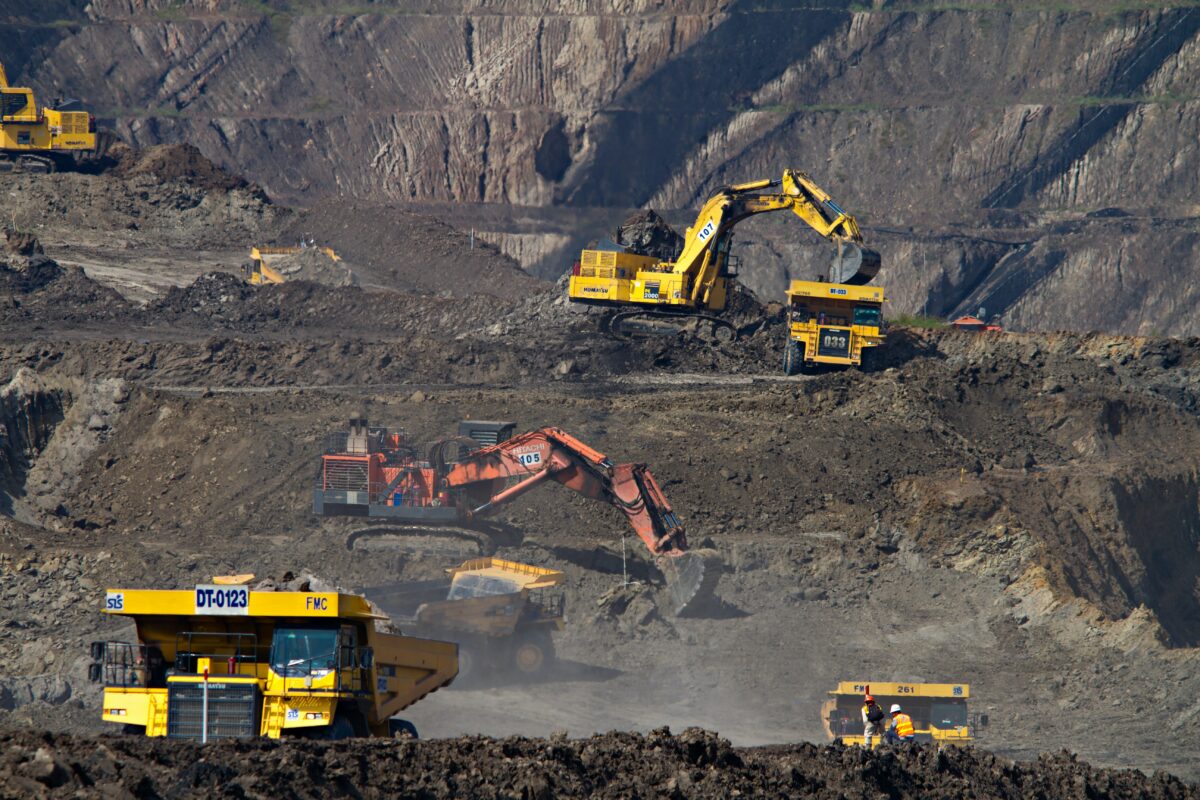 Kohle-Bergbau in Indonesien