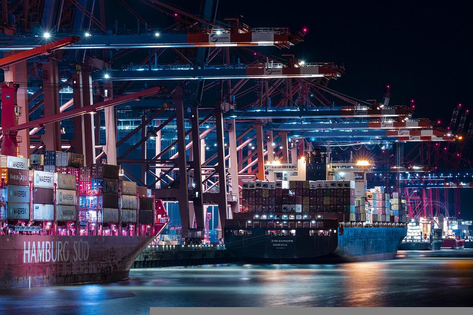China will Beteiligung an Hamburger Hafen - Deutschland bald noch abhängiger?