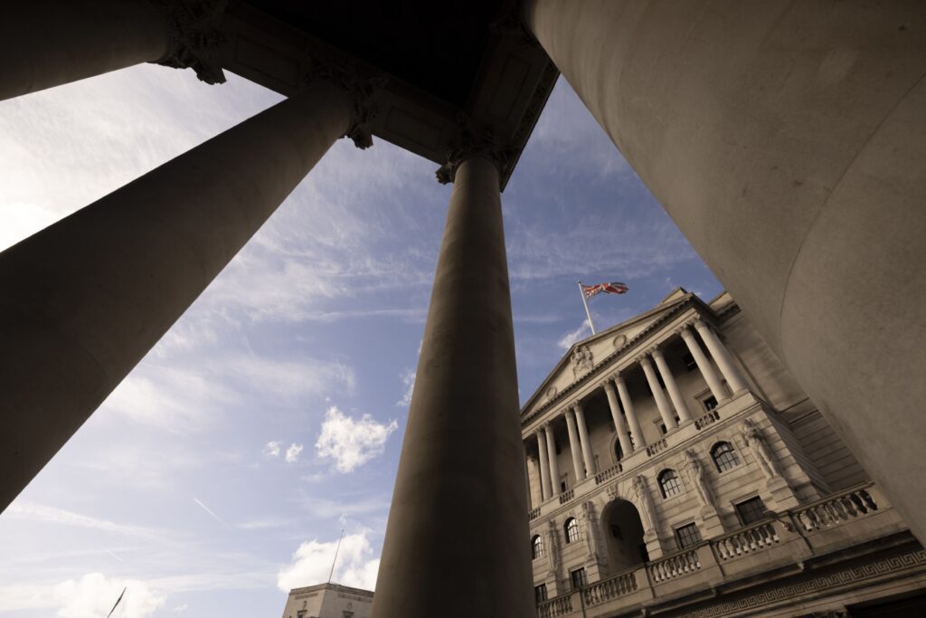 Bank of England (BoE) beginnt Verkäufe von Anleihen - Kampf gegen Inflation