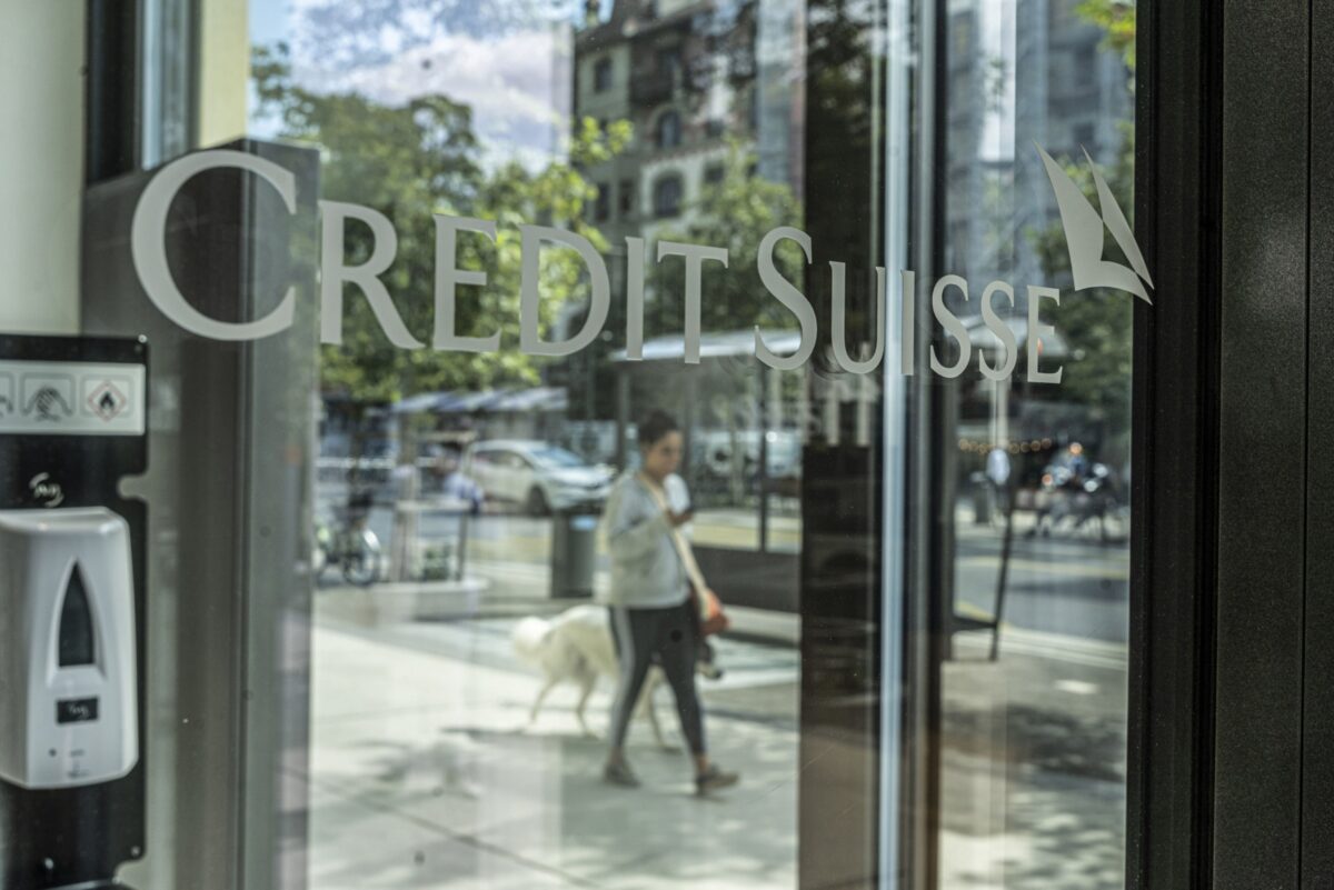 Credit Suisse-Schriftzug in Genf