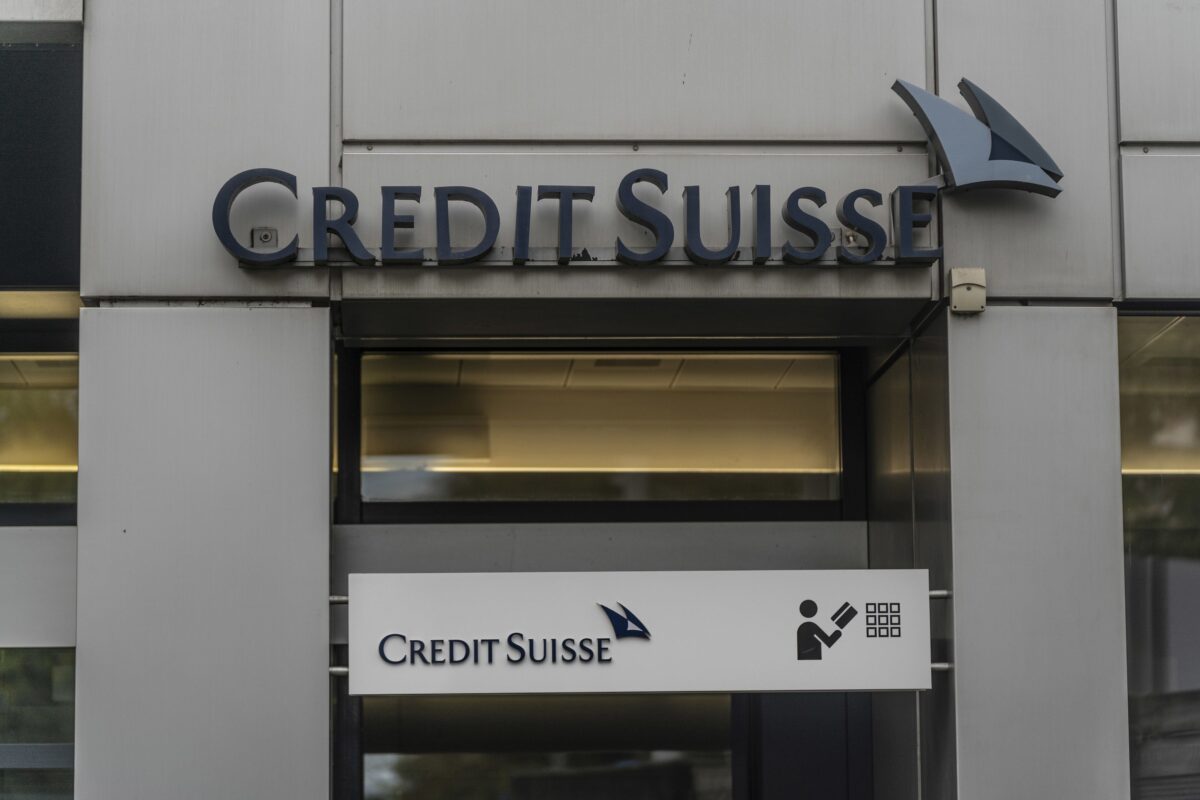 Credit Suisse- Schriftzug