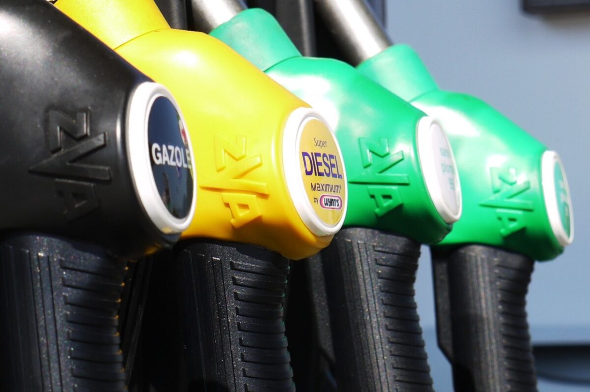 Tankstellen-Zapfsäulen für Diesel und Benzin
