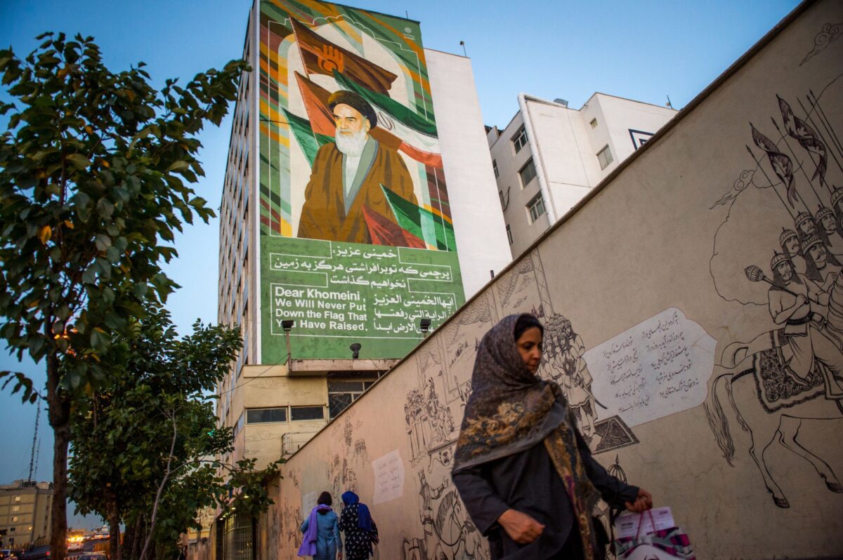 Wandbild von Ruhollah Khomeini im Iran