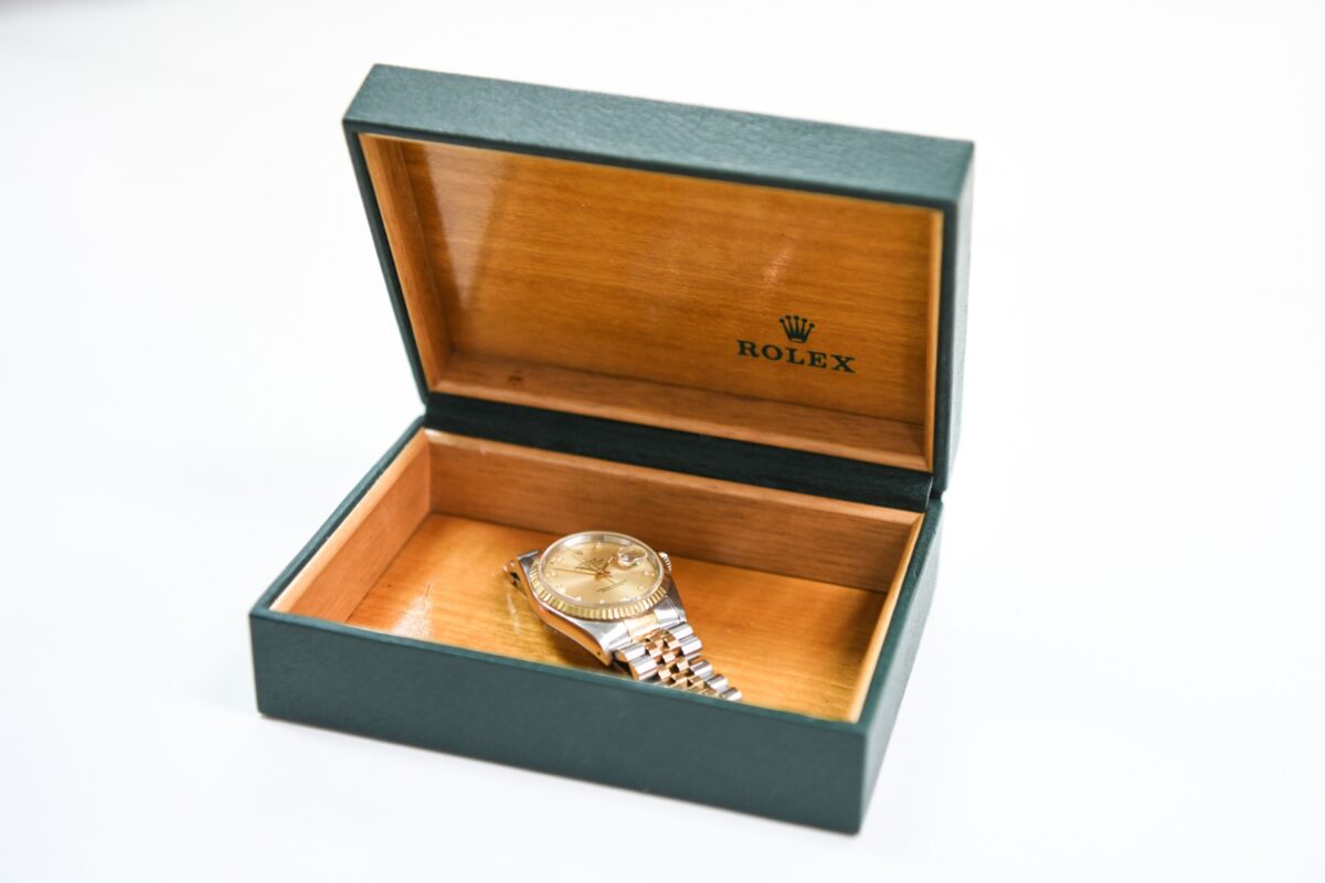 Rolex in einer Box