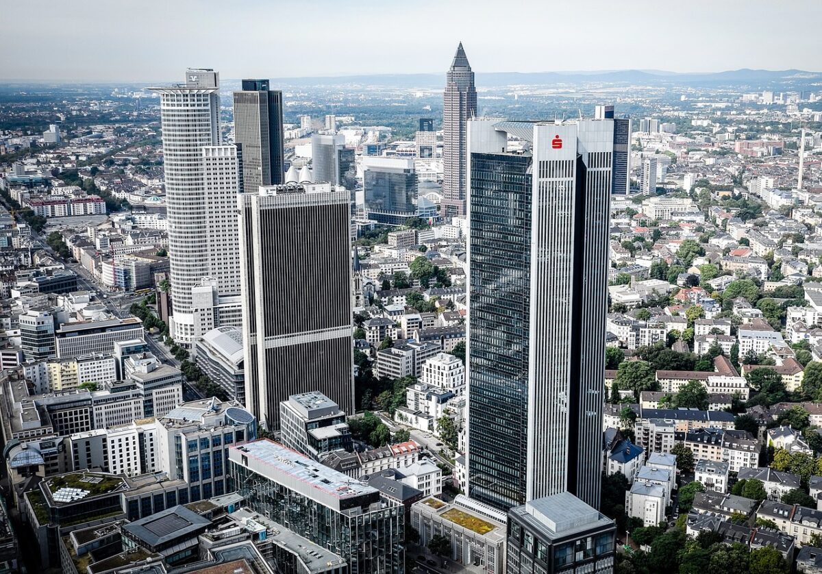 Banken warnen vor Ende des deutschen 3-Säulen-Bankensystems