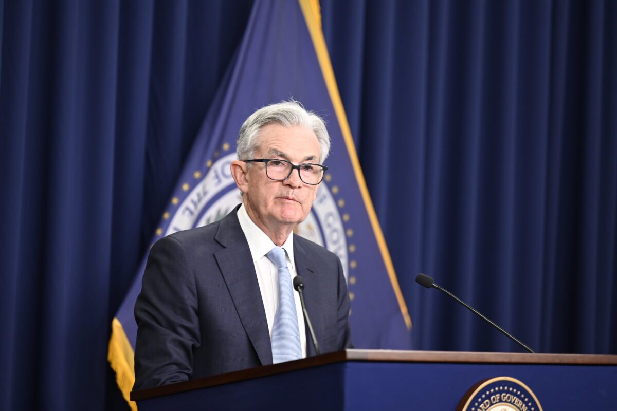 Powell: Der Markt stellt sich gegen die Prognosen des Fed-Chefs