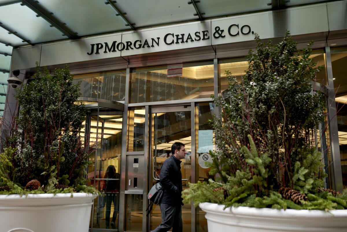 JPMorgan Gebäudeeingang in New York