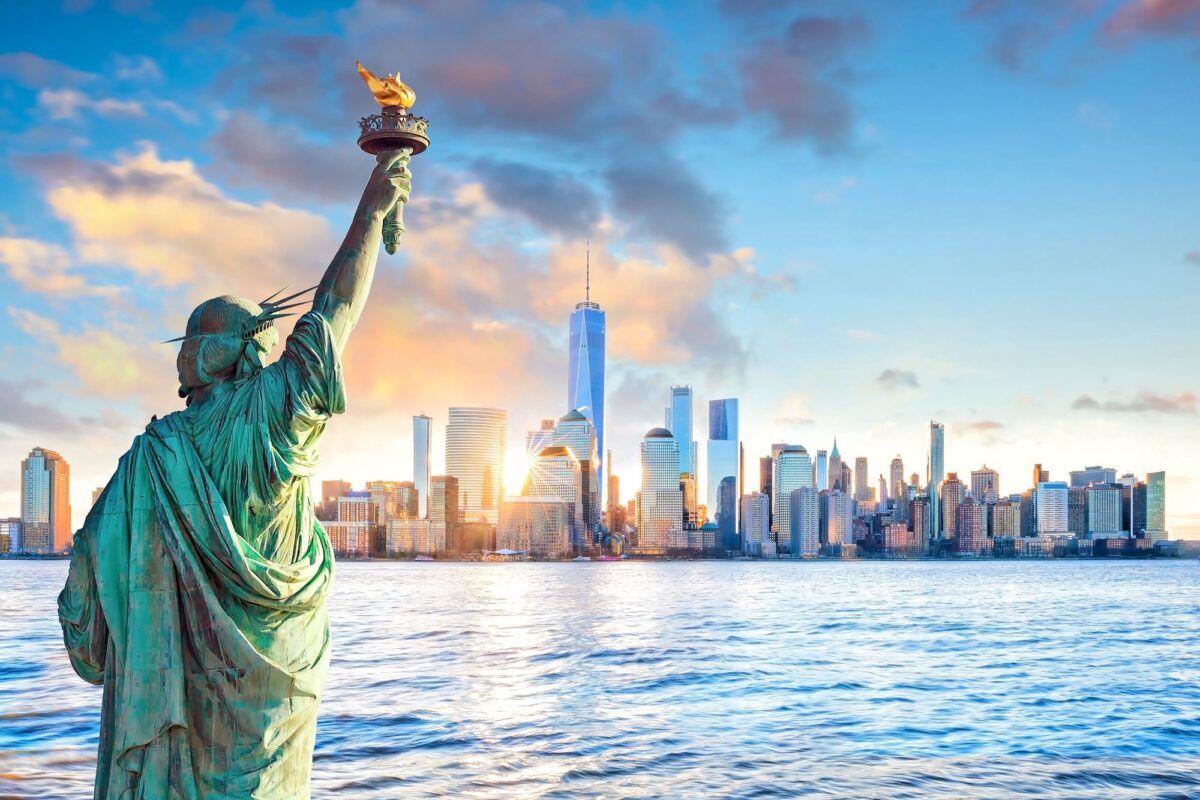 New York mit Freiheitsstatue als Symbol für die USA
