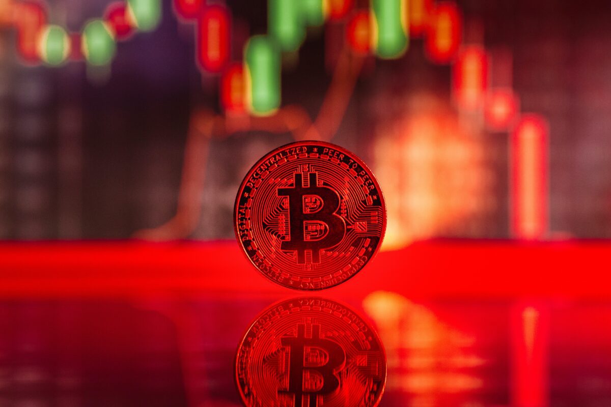 Bitcoin: Flash-Crash auf ein 2-Monatstief - massive Liquidation