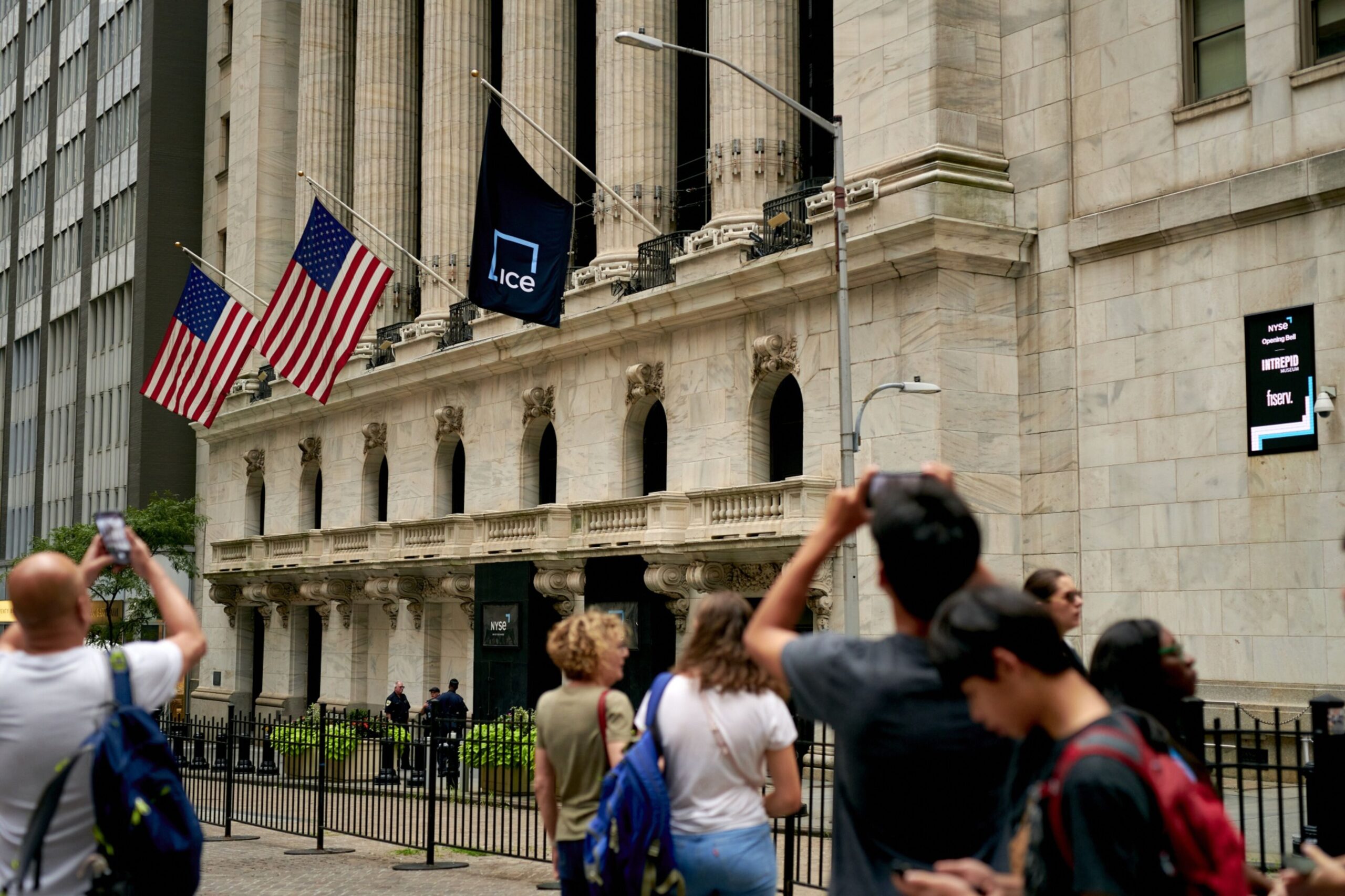Aktienmärte an der Wall Street bleiben nervös