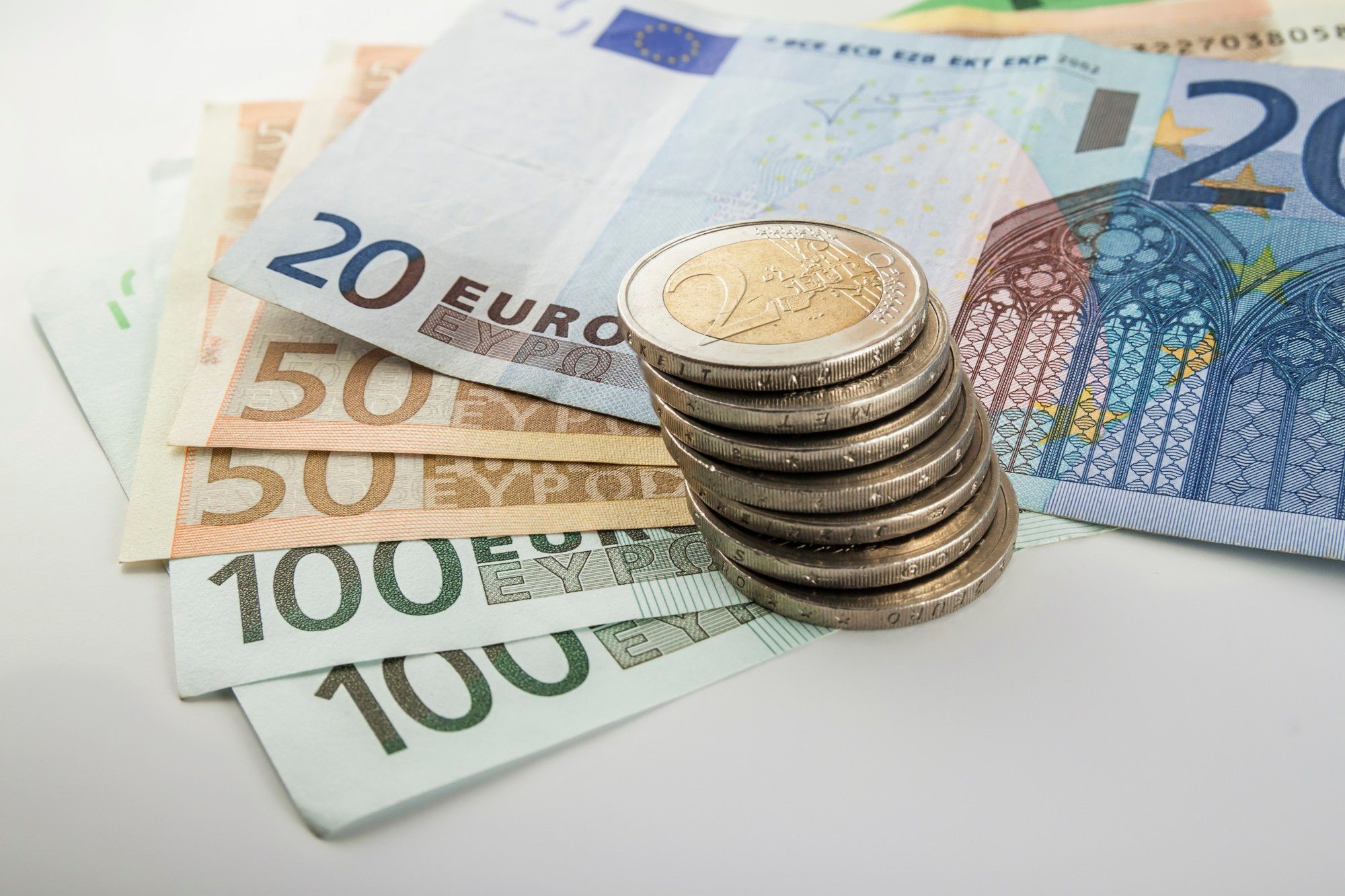 Euro-Münzen und Scheine