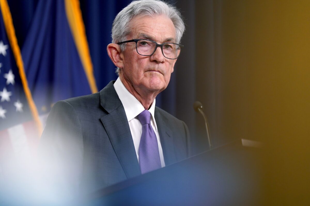 Powell bekräftigt: Die Fed hat es nicht eilig, die Zinsen zu senken