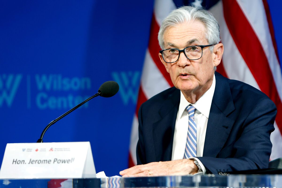 Powell Zinsen Problem für Rest-Welt