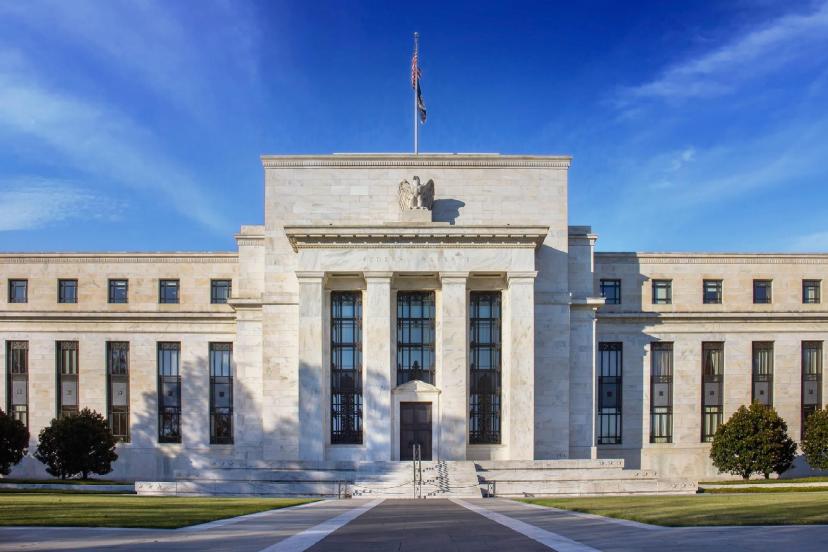 Fed-l-sst-Zinsen-unver-ndert-Risiko-h-herer-Arbeitslosigkeit-und-h-herer-Inflation
