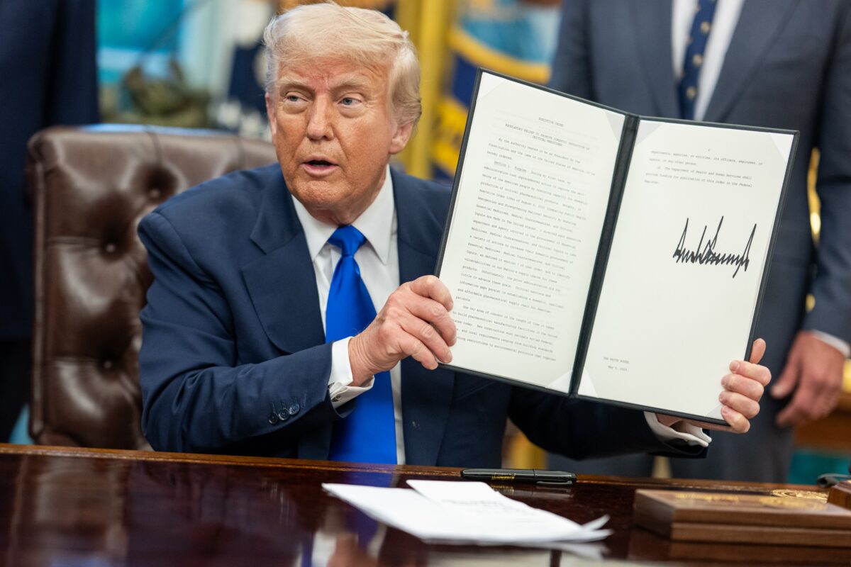 Nvidia-und-AMD-steigen-Trump-will-Chip-Exportbeschr-nkungen-ndern