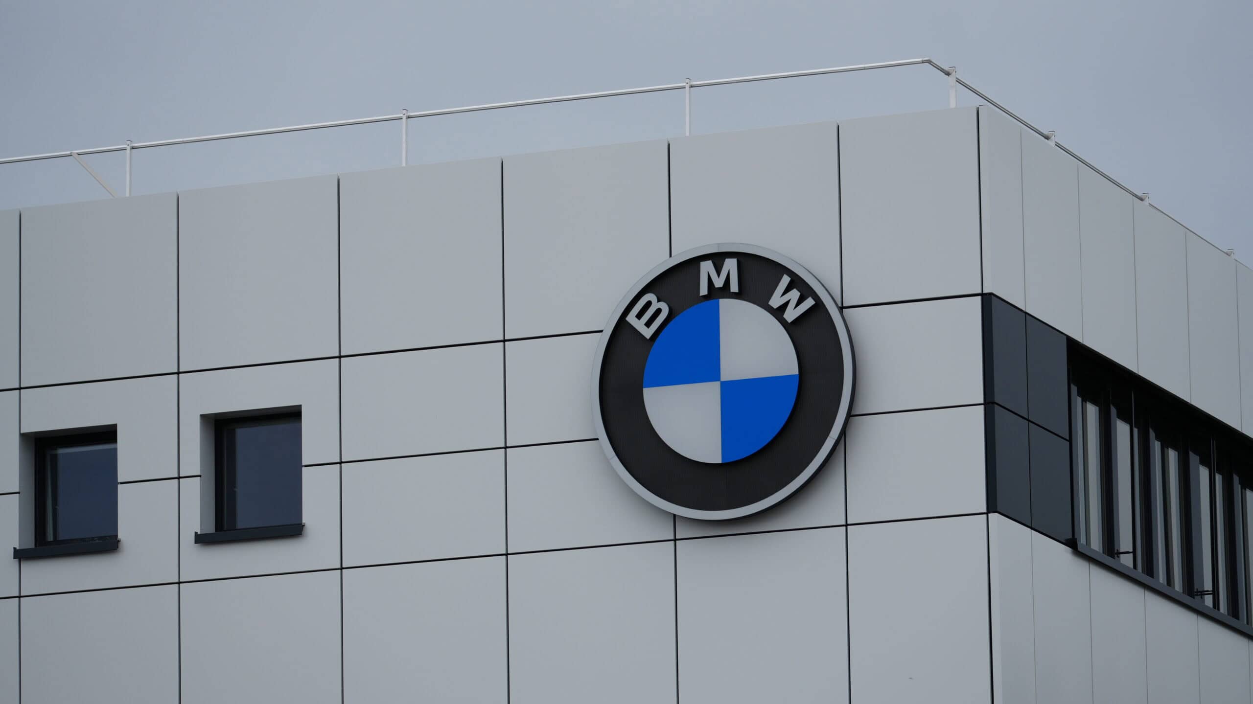 BMW-Quartalszahlen: Umsätze sinken - EBIT-Marge halbiert