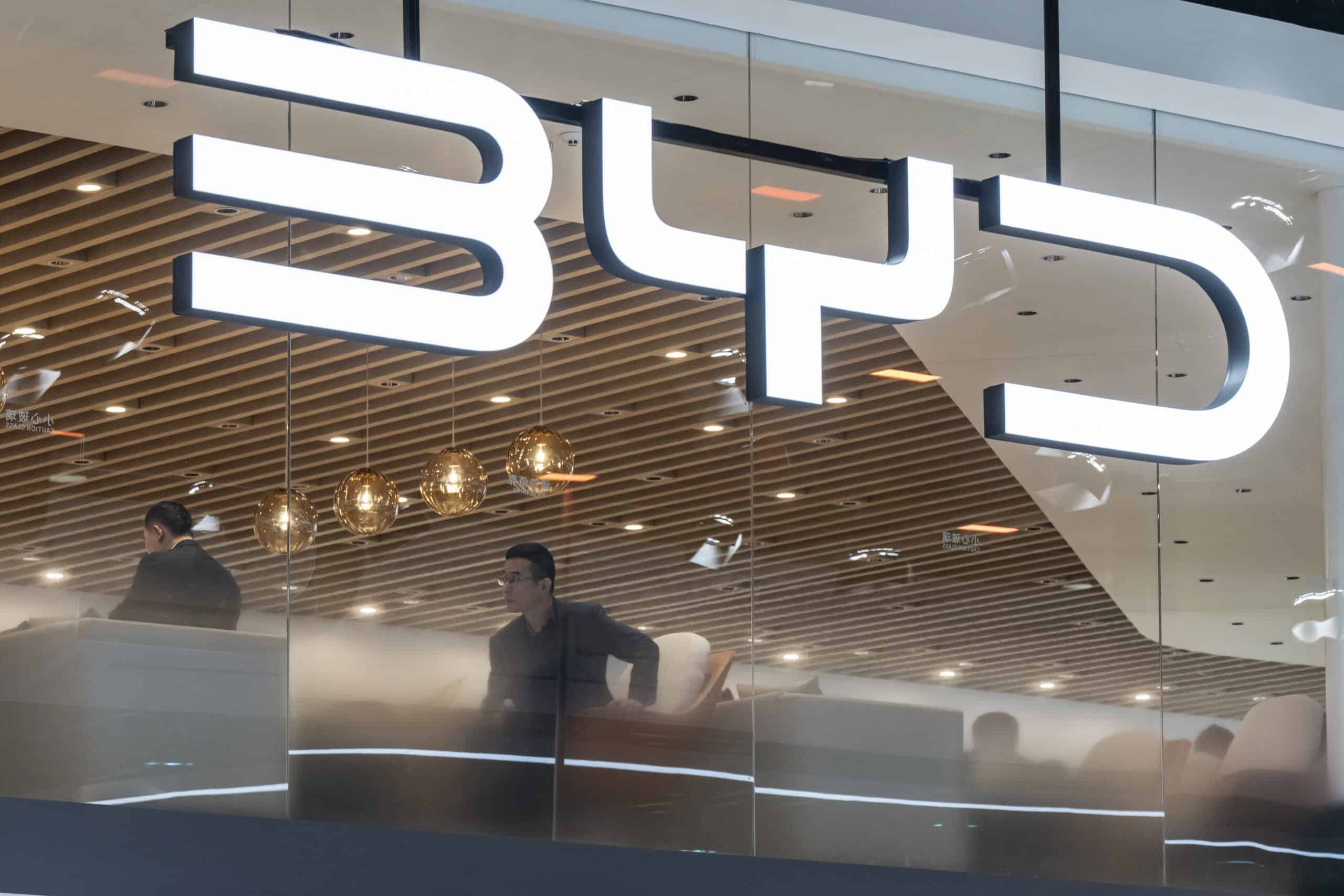 BYD Auto-Zulassung in Deutschland im Vergleich zu Toyota.